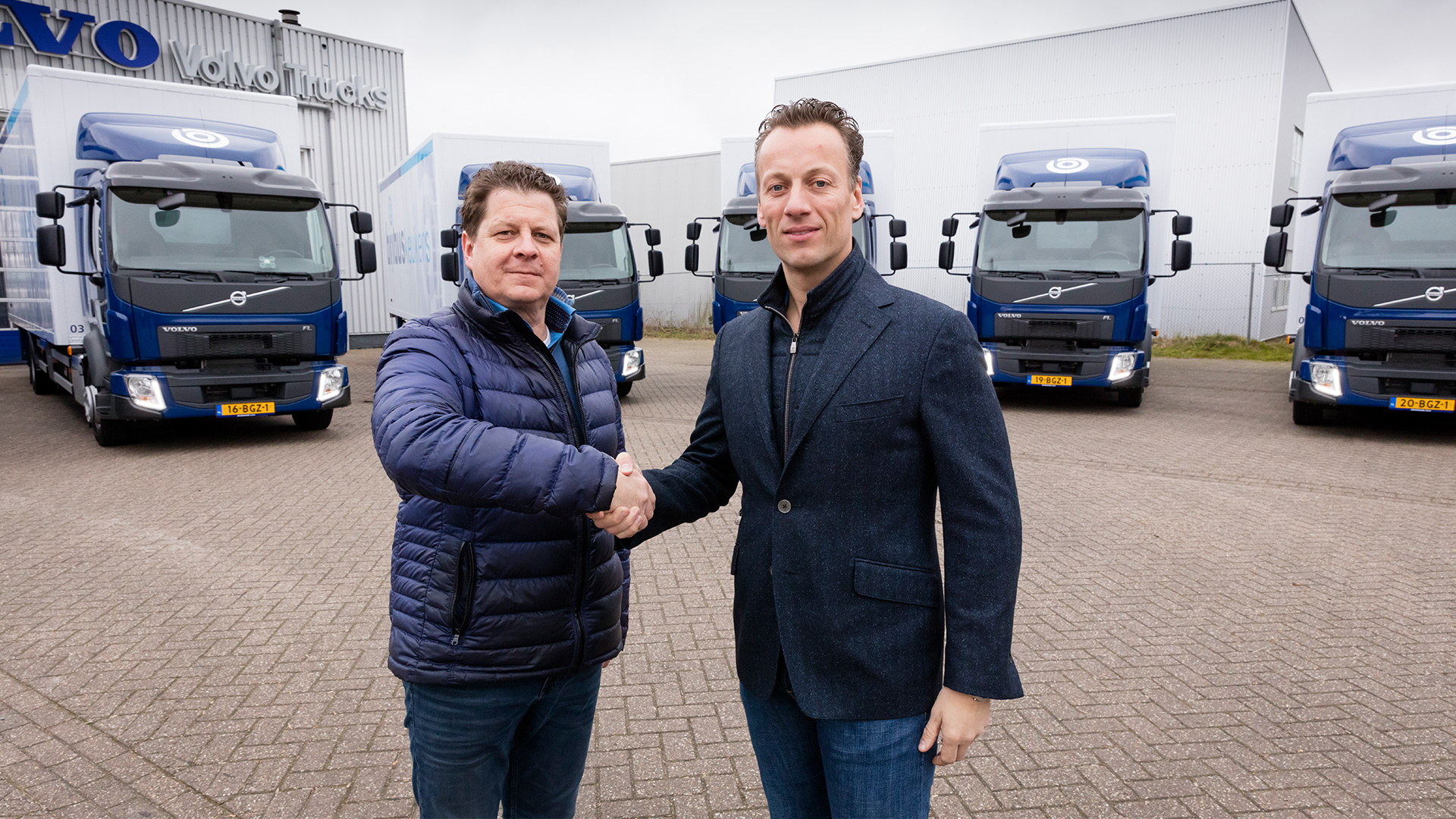Bribus Ontvangt Nieuwe Milieuvriendelijke Vrachtwagens